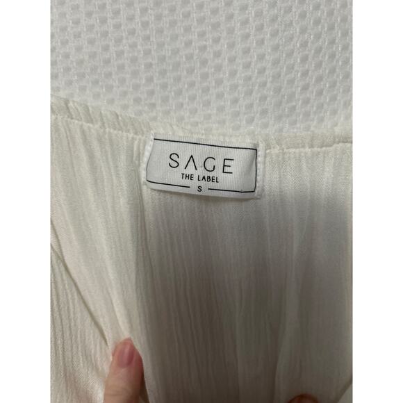 Sage The Label Lagoon White Layered Pom Pom Trim Flowy Romper Size Small - Picture 5 of 9